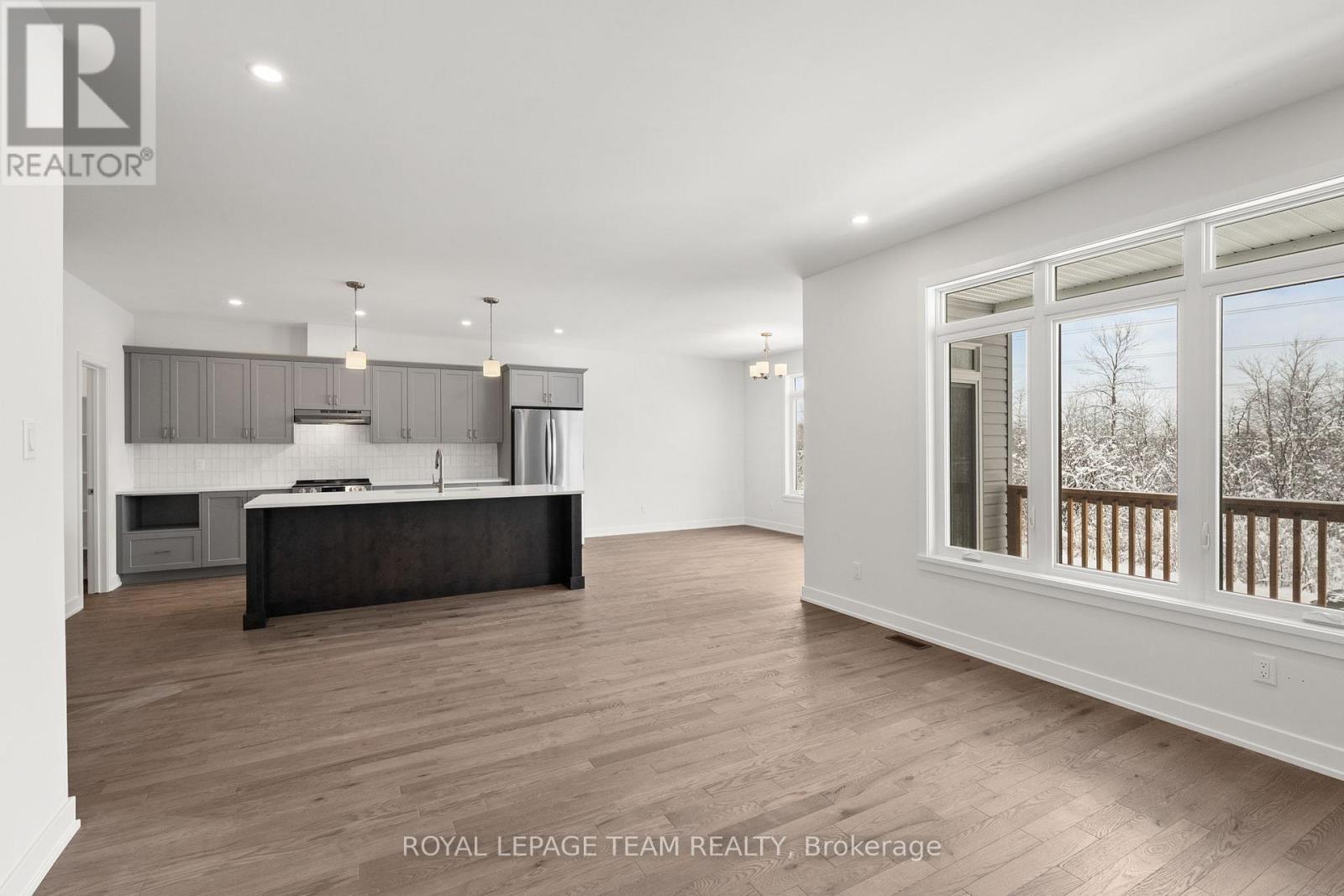 1086 Moore Street, Brockville, Ontario  K6V 0H2 - Photo 24 - X12643532