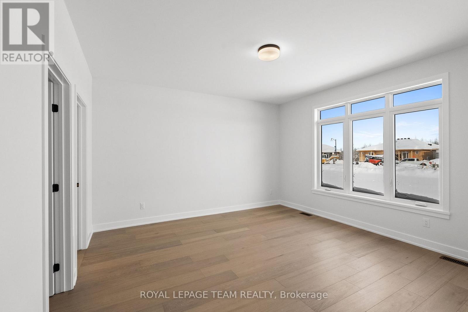 1051 Moore Street, Brockville, Ontario  K6V 0H1 - Photo 25 - X12643610