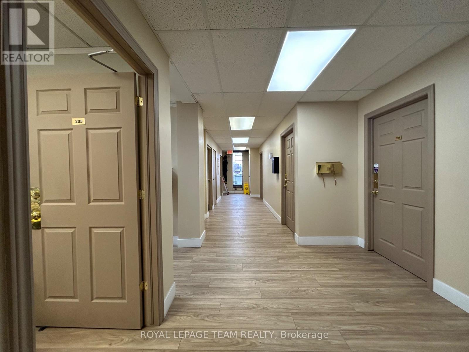 201 - 1695 Bank Street, Ottawa, Ontario  K1V 7Z3 - Photo 14 - X12644618