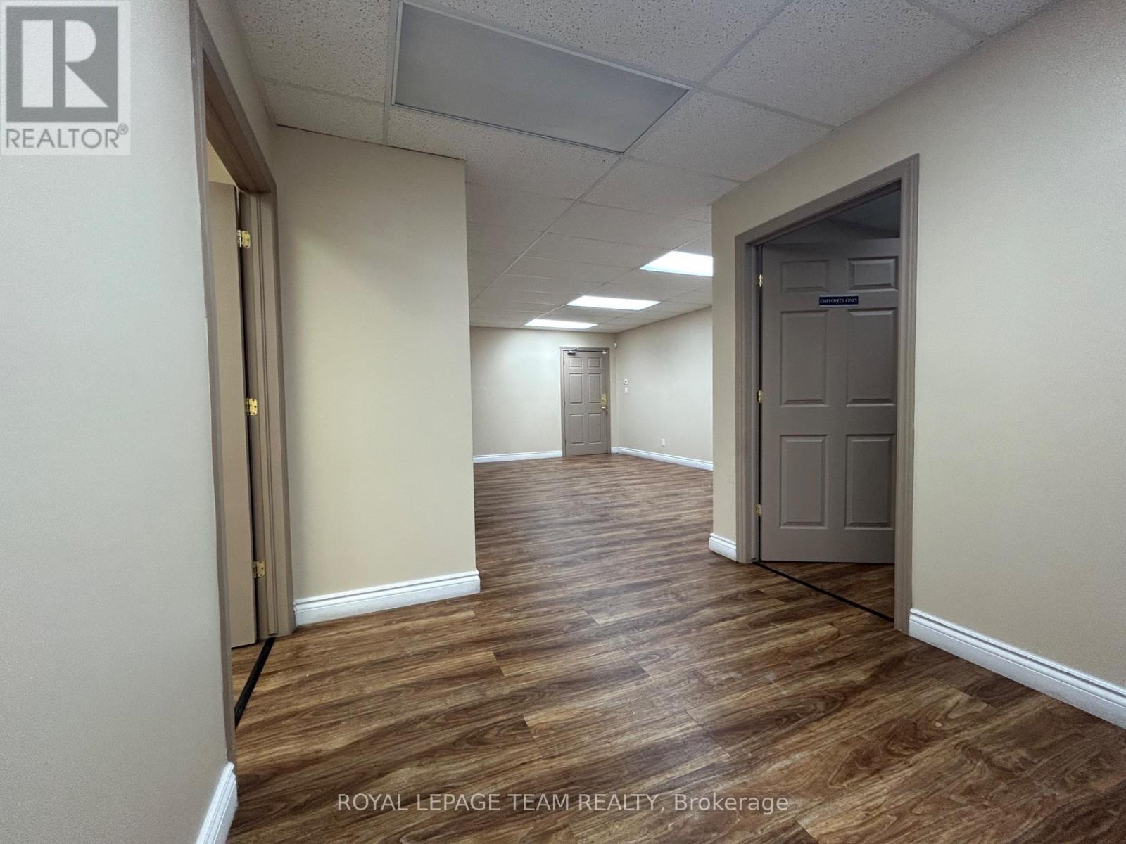 201 - 1695 Bank Street, Ottawa, Ontario  K1V 7Z3 - Photo 27 - X12644618