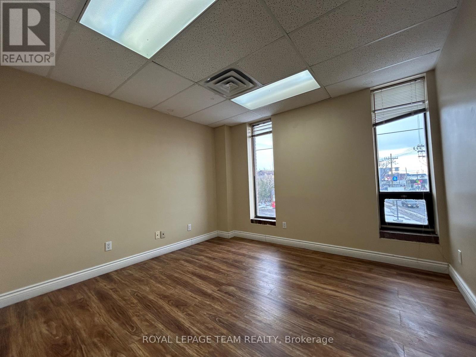 201 - 1695 Bank Street, Ottawa, Ontario  K1V 7Z3 - Photo 28 - X12644618