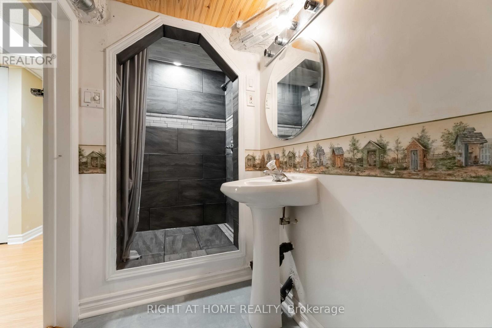 160 Grassy Plains Drive, Ottawa, Ontario  K2M 2S1 - Photo 24 - X12647814