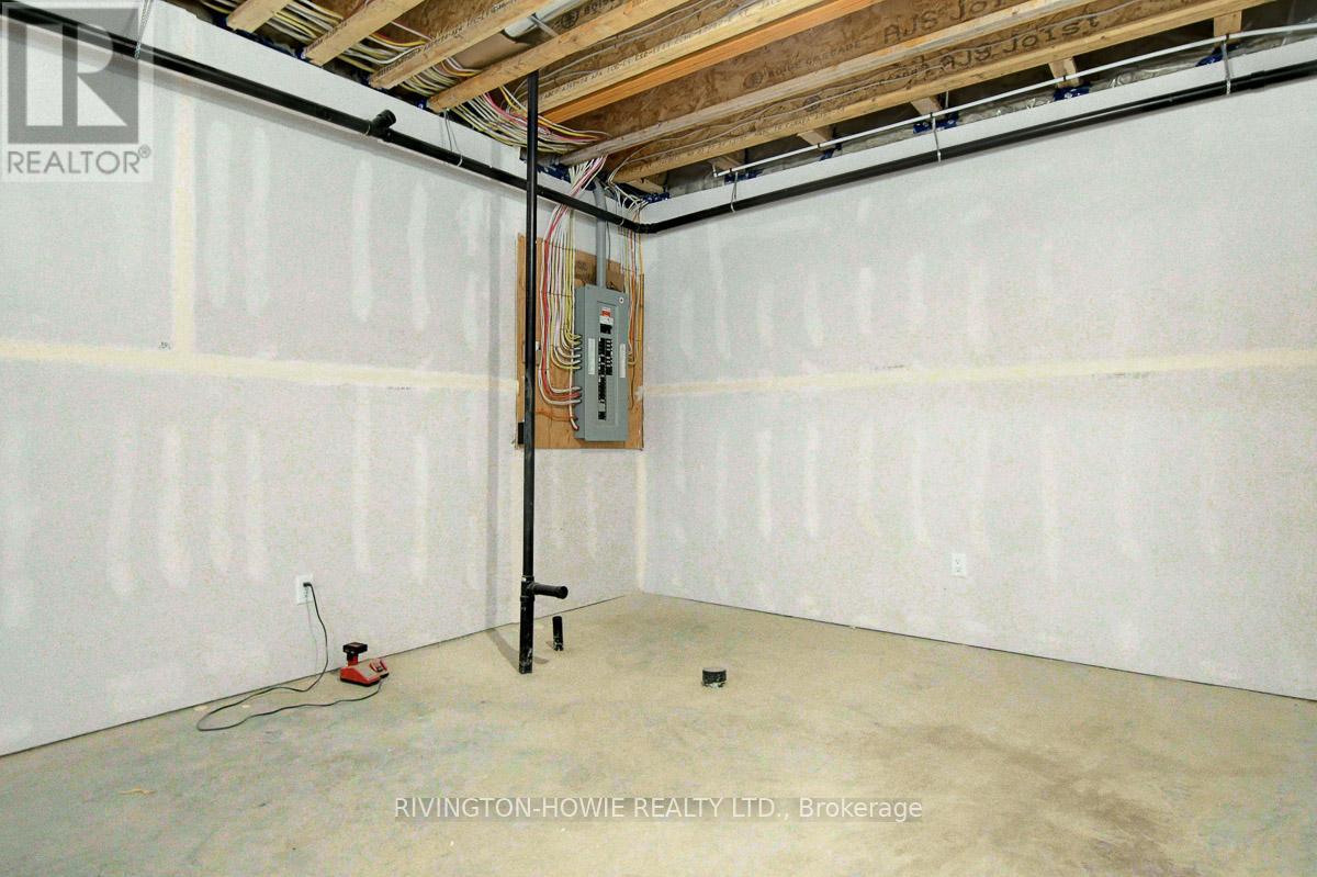 354 Russett Drive, Mcnab/braeside, Ontario  K7S 3G8 - Photo 37 - X12648546