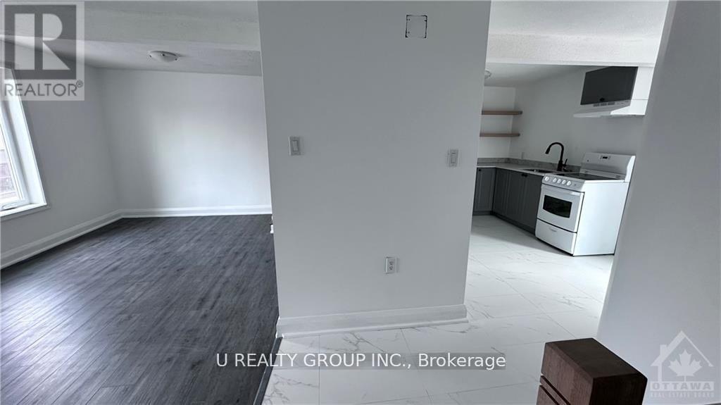281 Palace Street, Ottawa, Ontario  K1L 7V5 - Photo 2 - X12650290