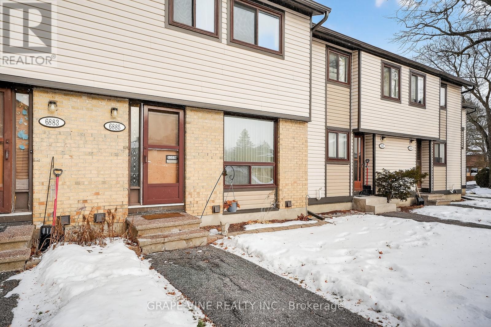 6885 Bilberry Drive, Ottawa, Ontario  K1C 2E8 - Photo 2 - X12654344