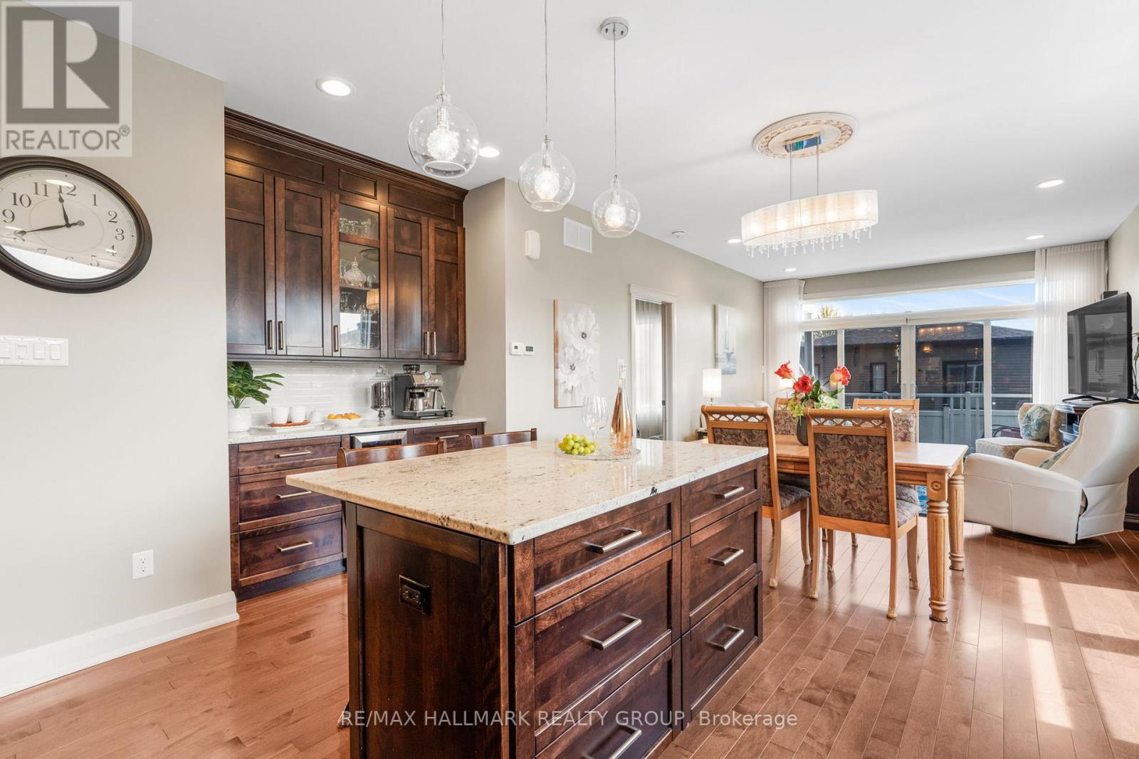 353 Trillium Circle, Alfred And Plantagenet, Ontario  K0A 3K0 - Photo 12 - X12656036