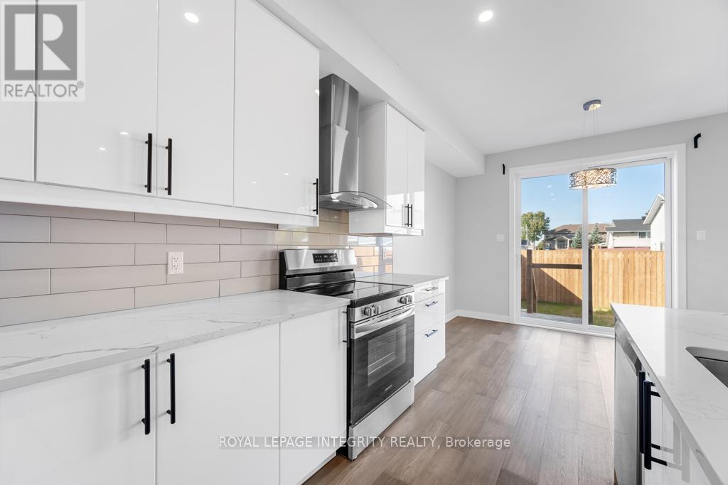 B - 875 Contour Street, Ottawa, Ontario  K1W 0G6 - Photo 13 - X12660476