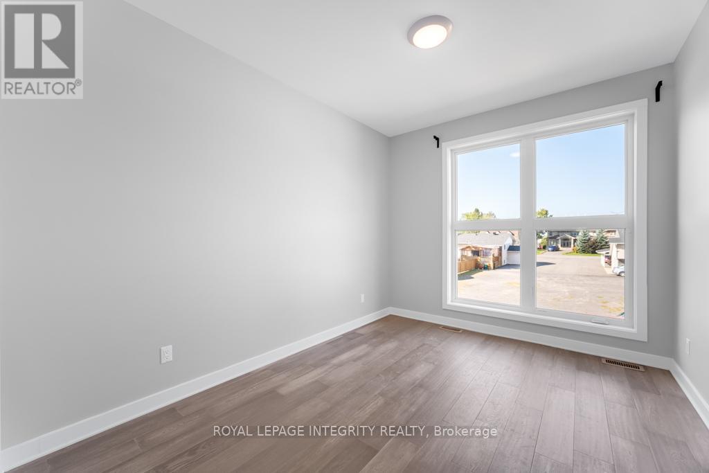 B - 875 Contour Street, Ottawa, Ontario  K1W 0G6 - Photo 29 - X12660476