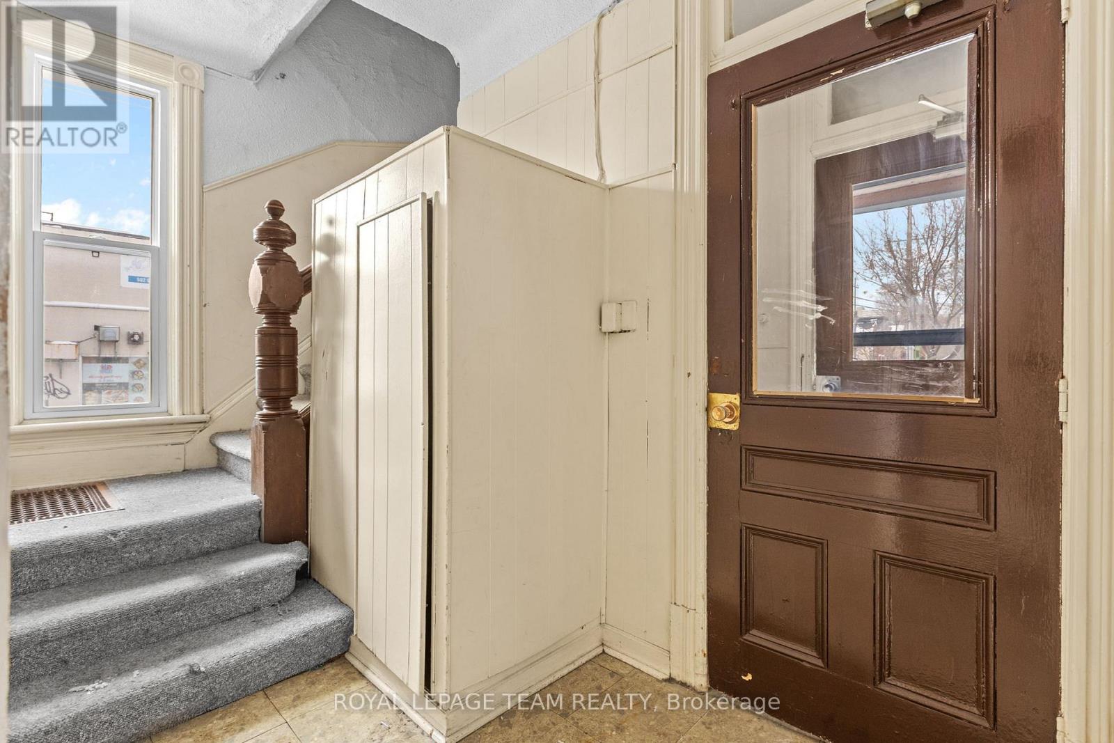 498 Gladstone Avenue, Ottawa, Ontario  K1R 5N8 - Photo 6 - X12663758