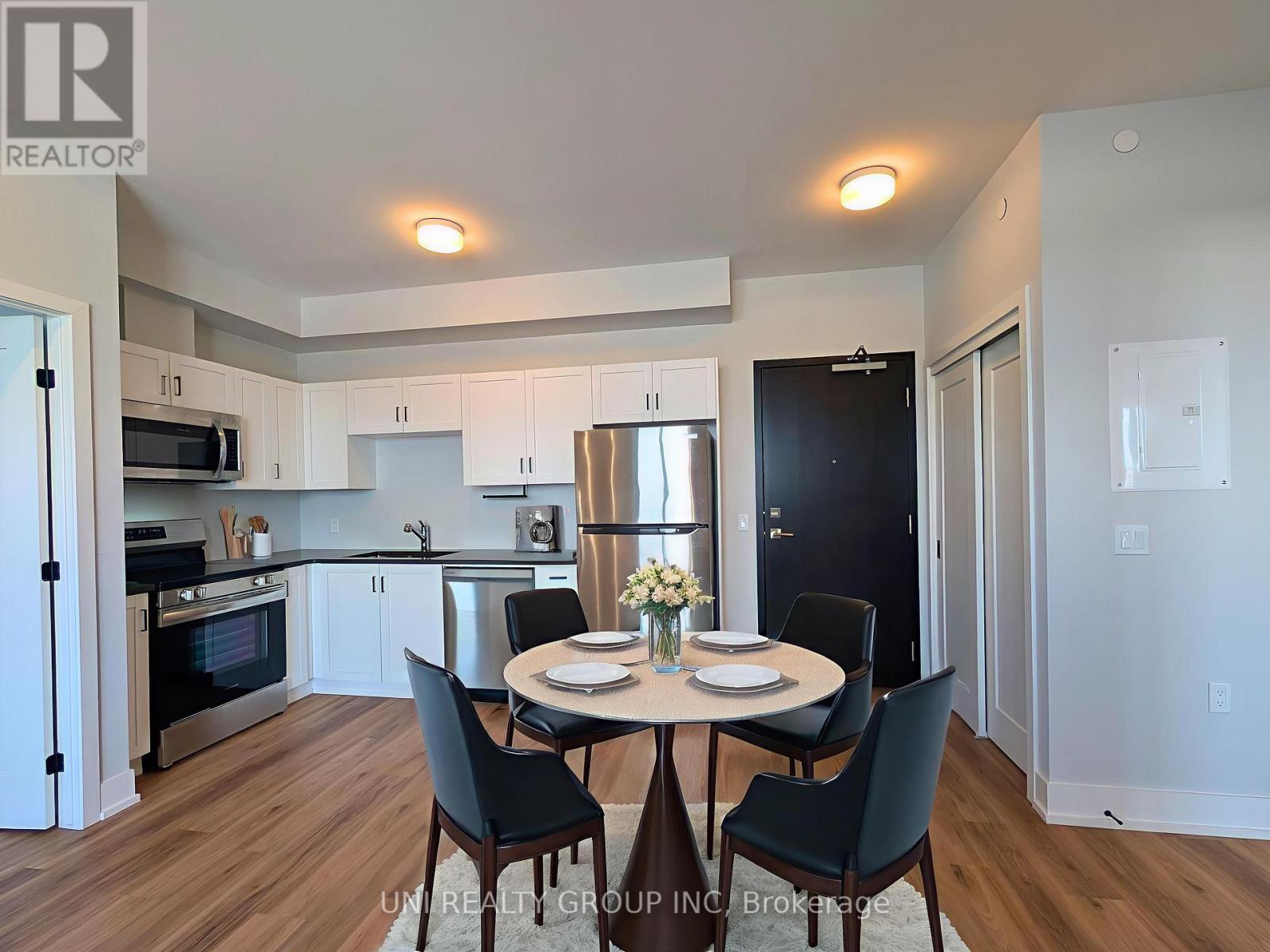 513 - 1350 Hemlock Road, Ottawa, Ontario  K1K 5C2 - Photo 9 - X12664720