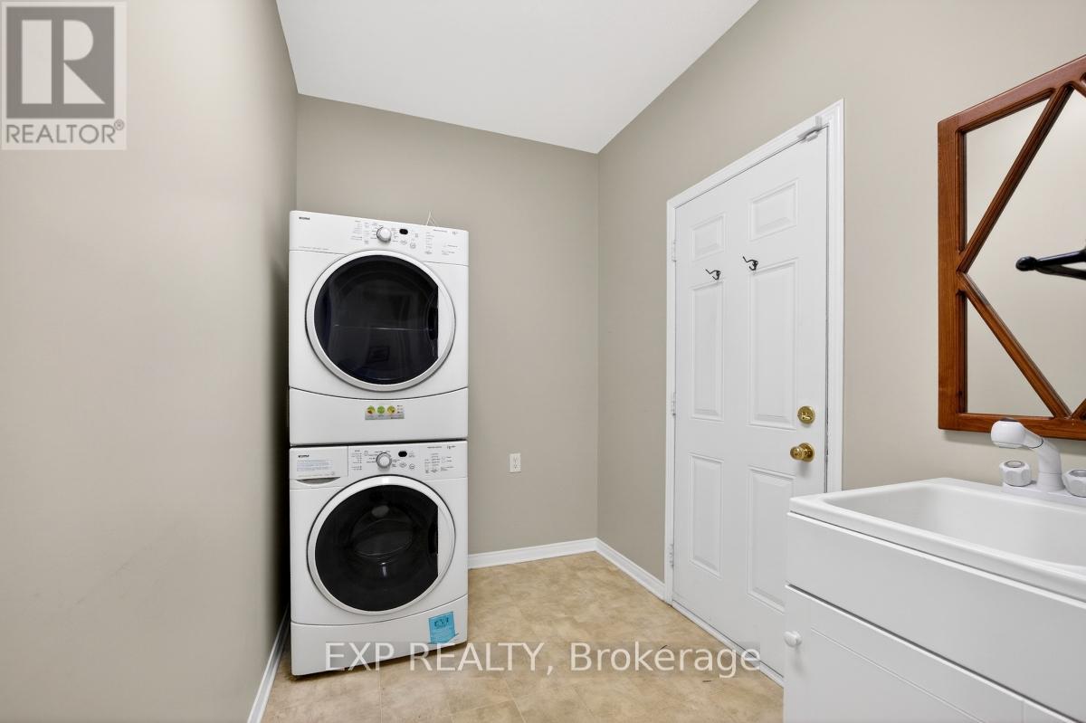 215 Cairnsmore Circle, Ottawa, Ontario  K2J 0G5 - Photo 25 - X12672032