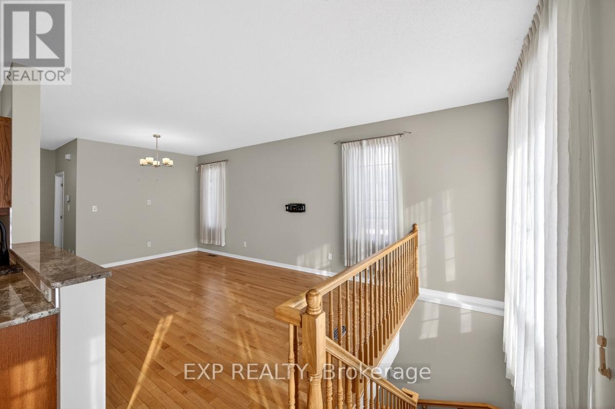 215 Cairnsmore Circle, Ottawa, Ontario  K2J 0G5 - Photo 26 - X12672032