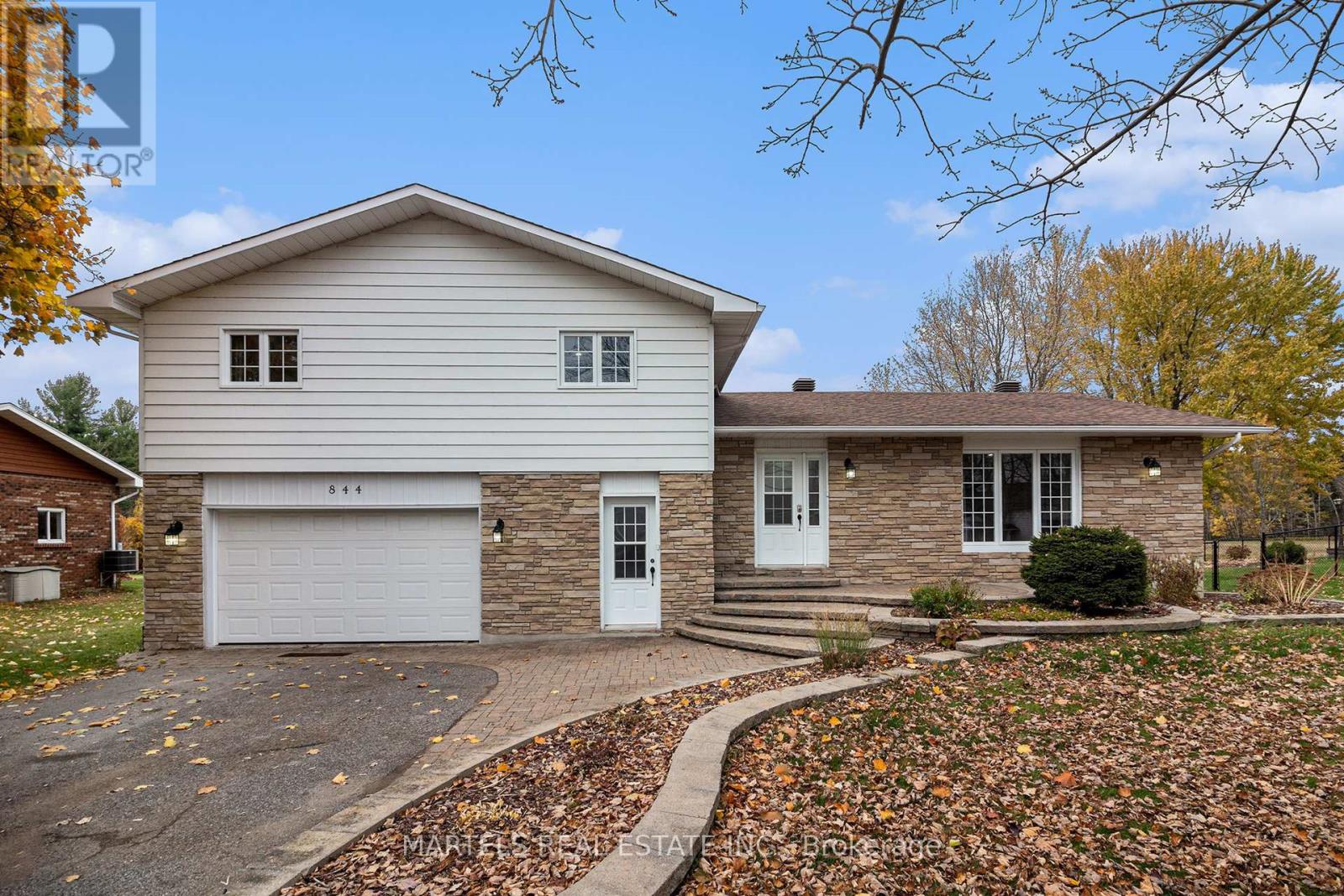 844 Principale Street, Casselman, Ontario  K0A 1M0 - Photo 2 - X12677742