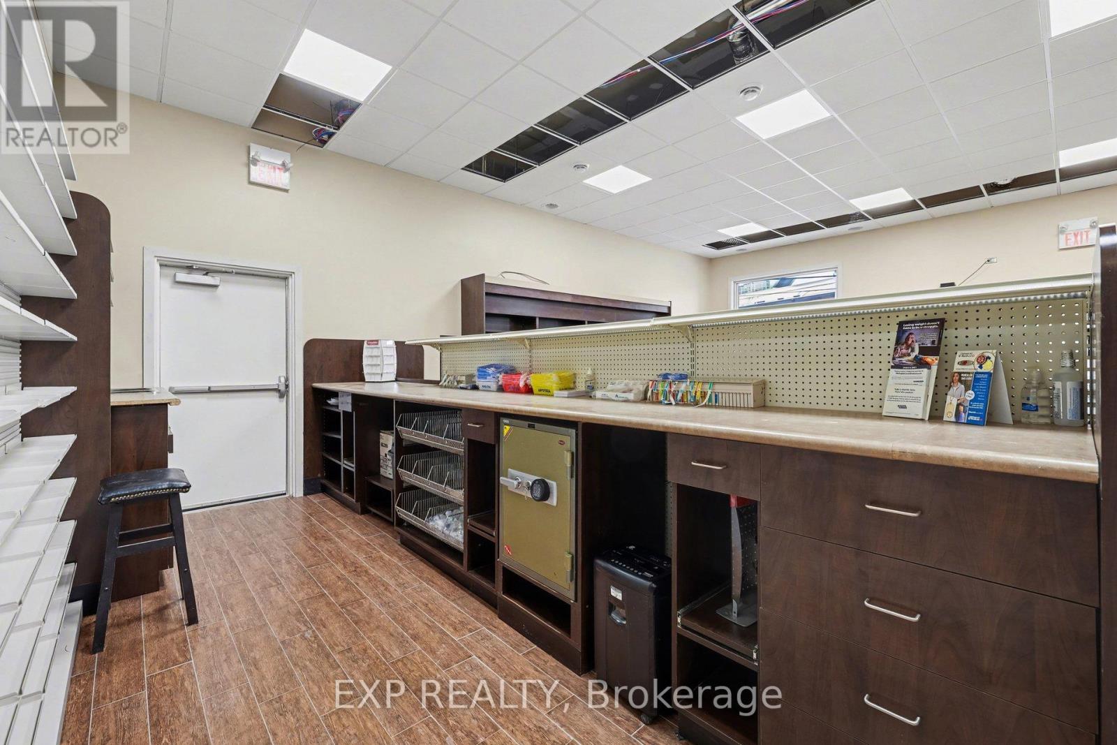 Retail - 55 Spring Street, Mississippi Mills, Ontario  K0A 1A0 - Photo 6 - X12690560