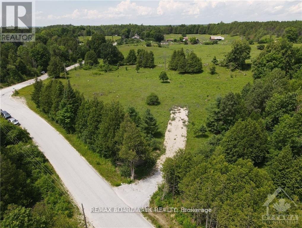 854 Iron Mine Road, Lanark Highlands, Ontario  K0G 1K0 - Photo 4 - X12694720