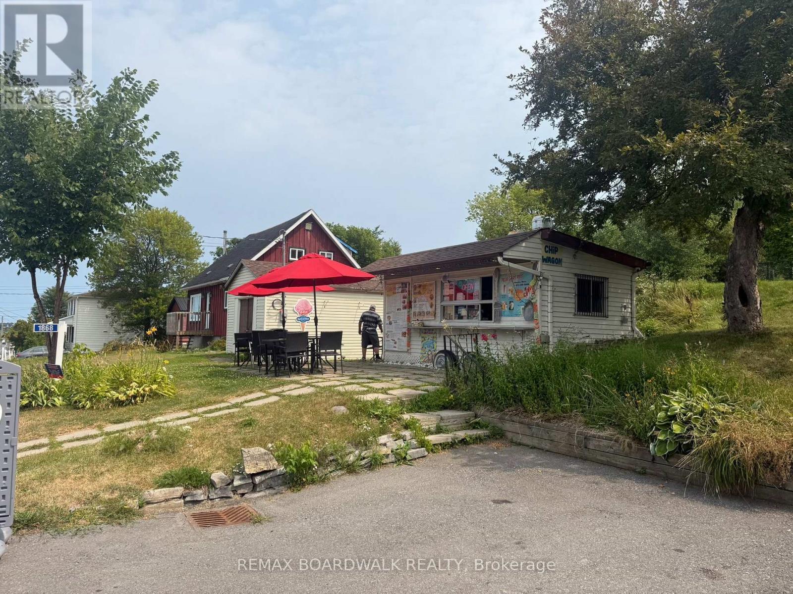 1868 Labonte Street, Clarence-Rockland, Ontario  K0A 1N0 - Photo 1 - X12698062