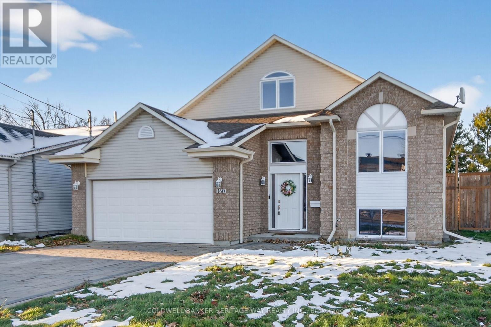 160 Patterson Crescent, Carleton Place, Ontario  K7C 4P3 - Photo 2 - X12703008