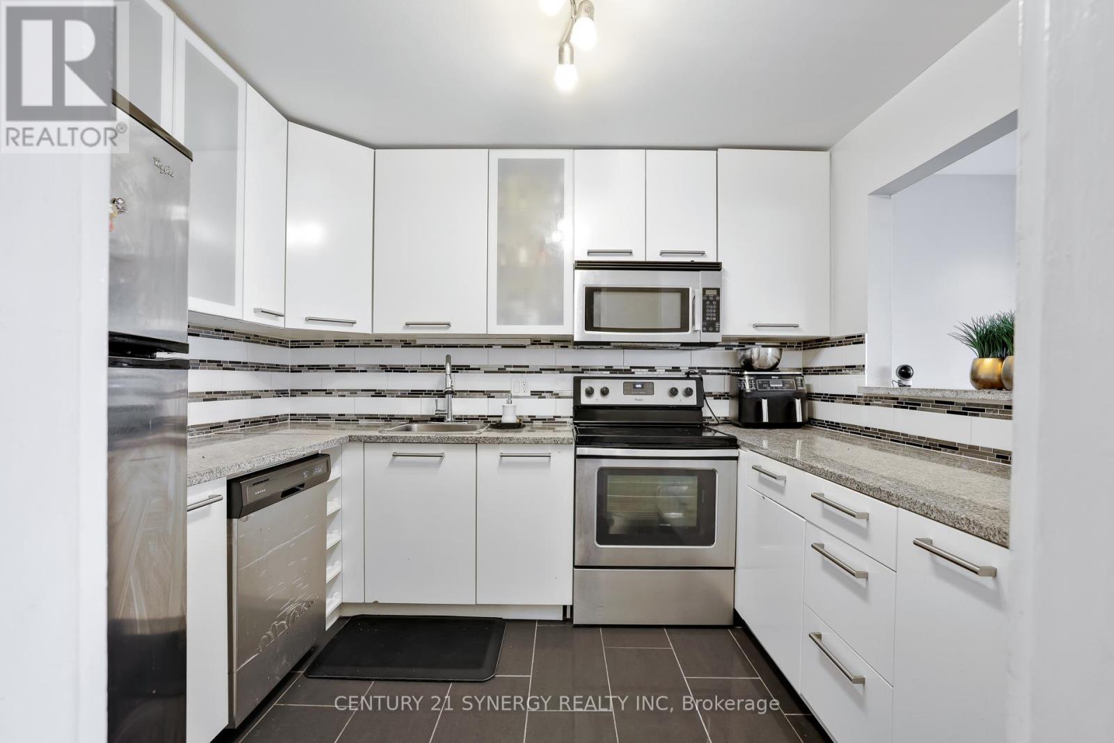 17 - 3415 Uplands Drive, Ottawa, Ontario  K1V 9N3 - Photo 14 - X12706834