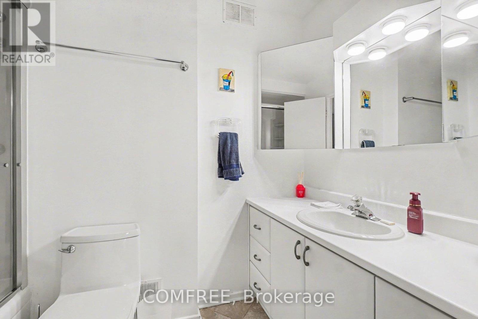 817 - 915 Elmsmere Road, Ottawa, Ontario  K1J 8H8 - Photo 11 - X12710406