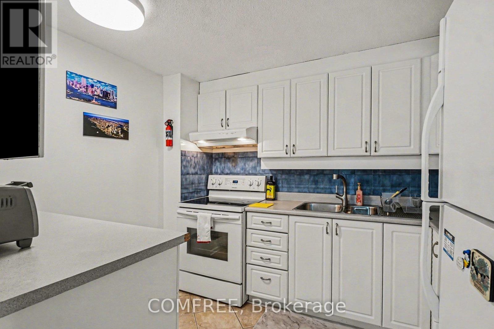 817 - 915 Elmsmere Road, Ottawa, Ontario  K1J 8H8 - Photo 8 - X12710406