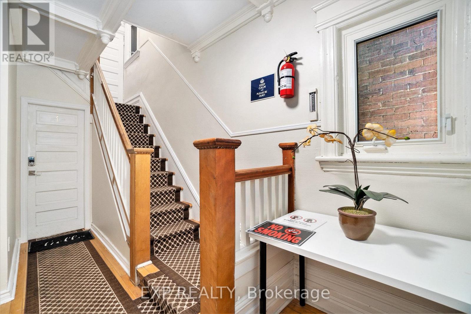 350 Fifth Avenue, Ottawa, Ontario  K1S 2N8 - Photo 3 - X12714588