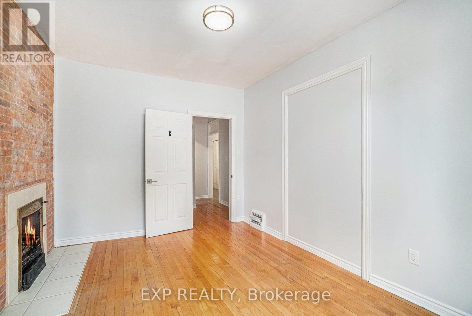 350 Fifth Avenue, Ottawa, Ontario  K1S 2N8 - Photo 9 - X12714588