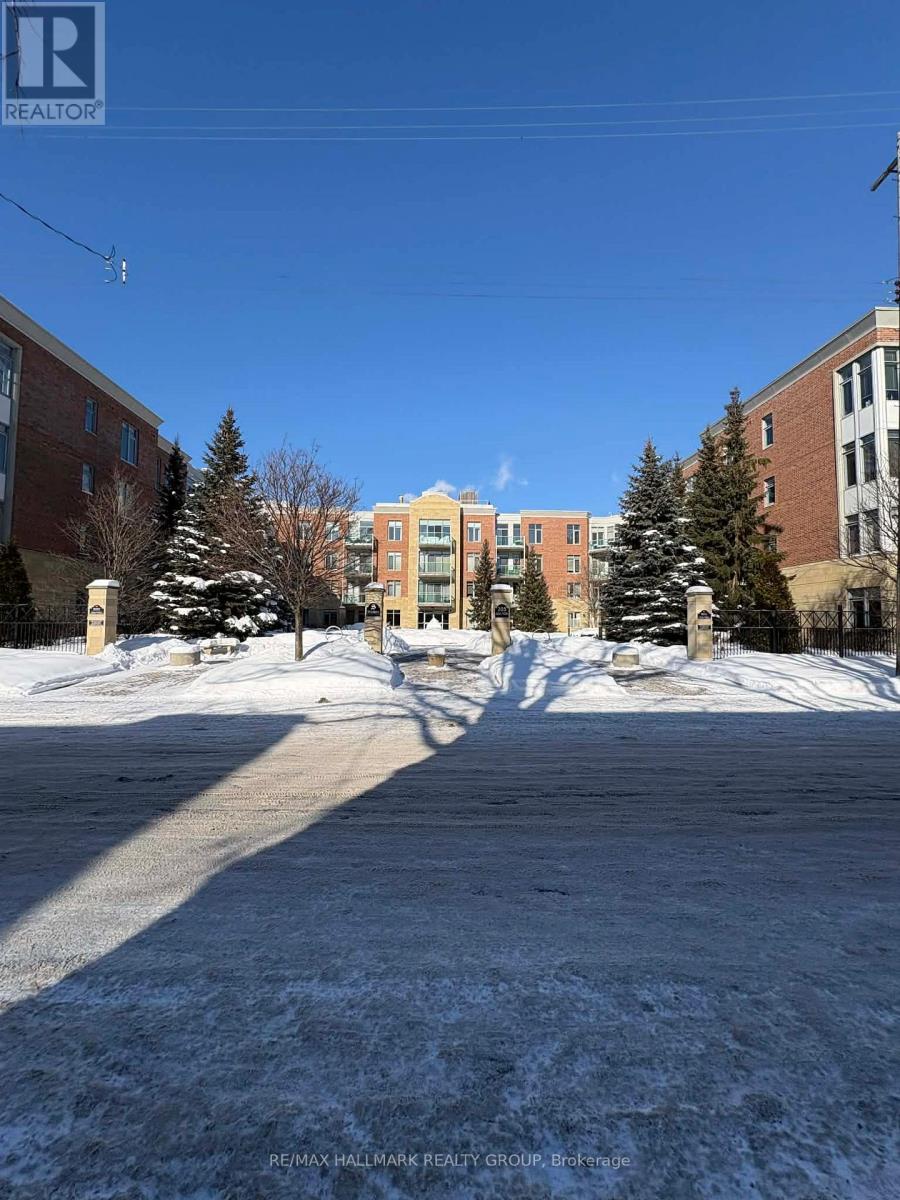 401 - 205 Bolton Street, Ottawa, Ontario  K1N 1K7 - Photo 2 - X12728406