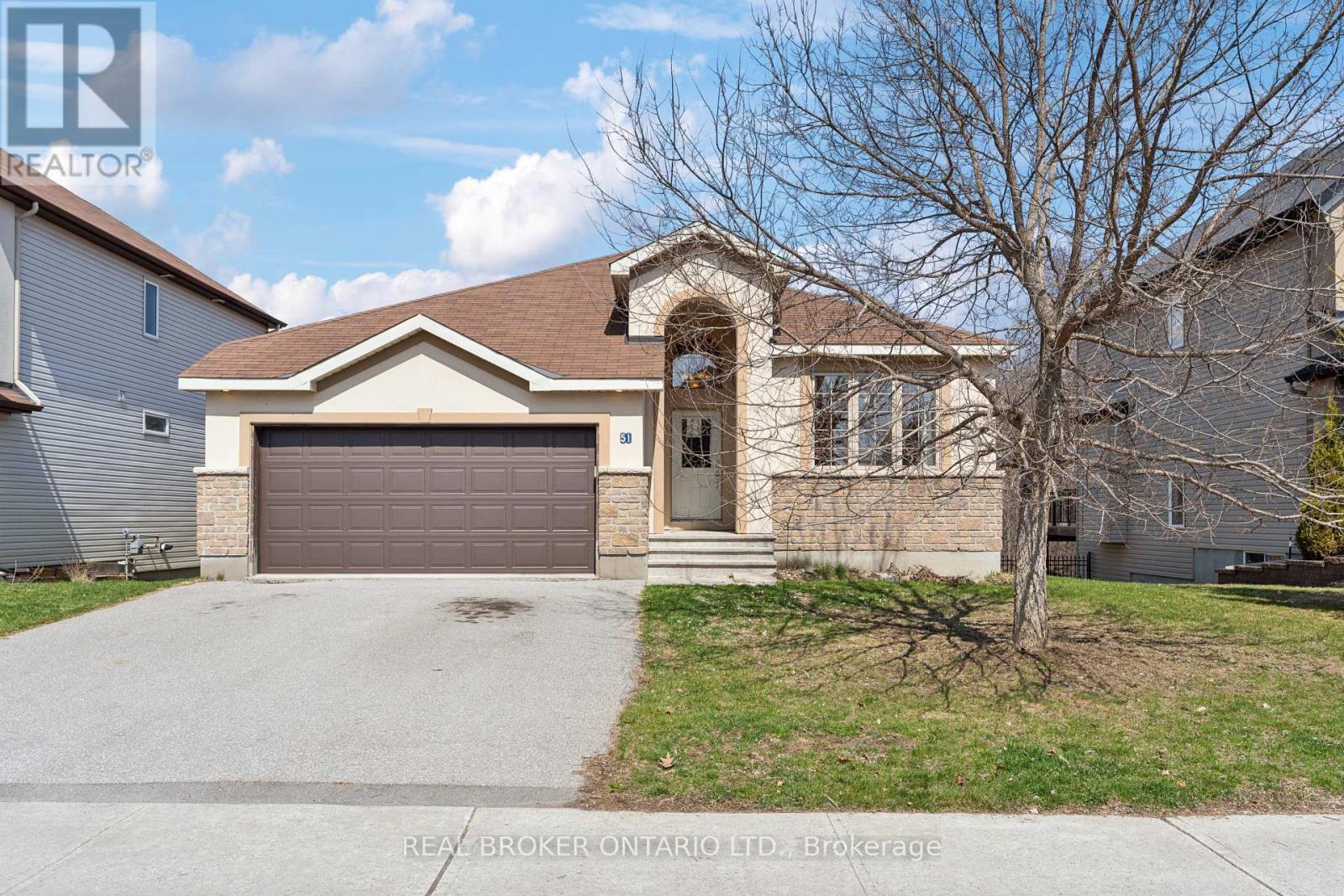 51 Waterside Drive, Carleton Place, Ontario  K7C 0B1 - Photo 1 - X12731352