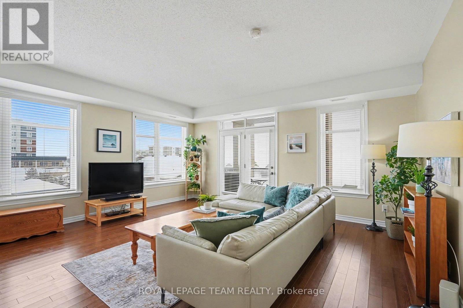 202 - 220 Janka Private, Ottawa, Ontario  K2V 0E6 - Photo 8 - X12733992