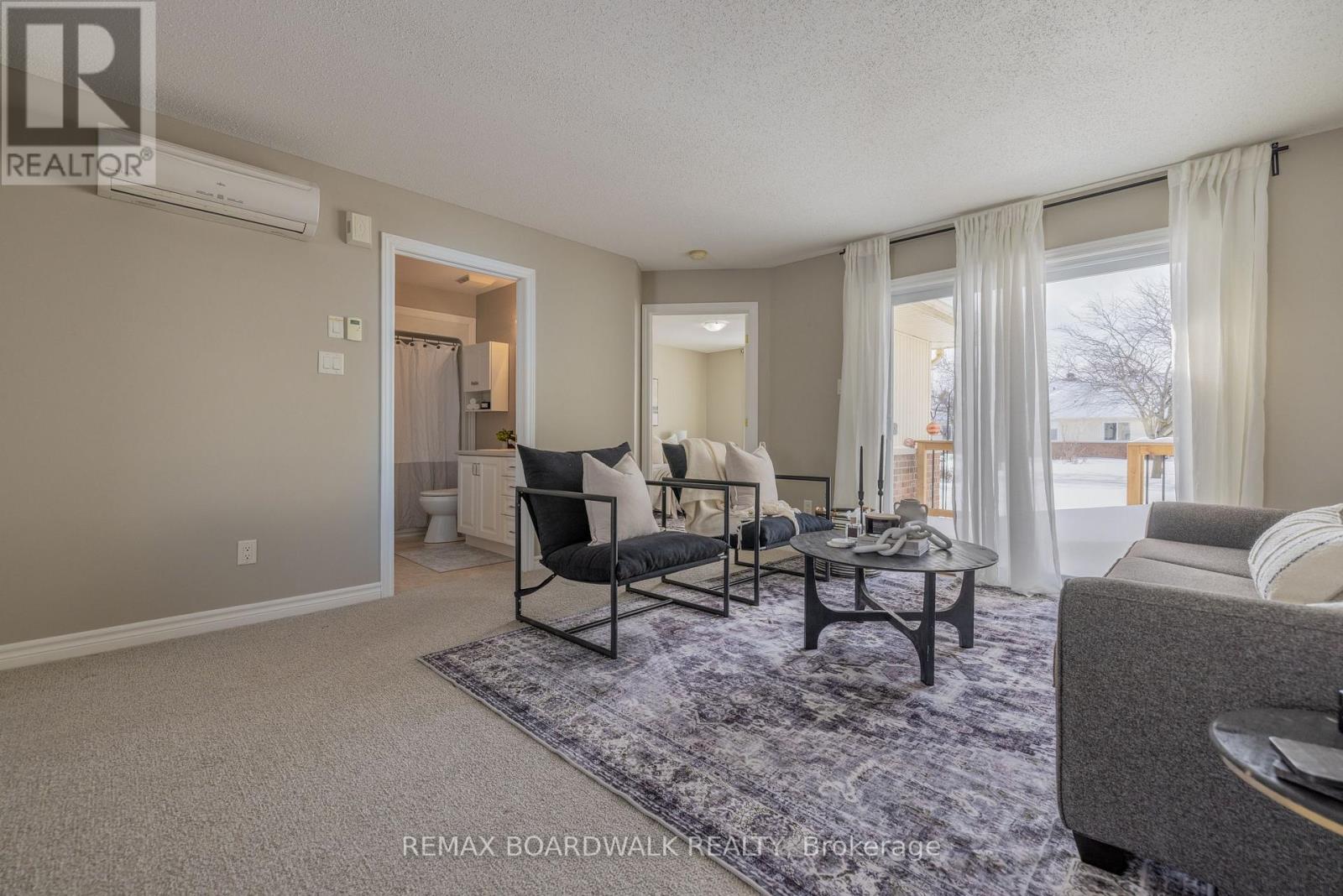 206 Oak Leaf Private, Ottawa, Ontario  K0A 2Z0 - Photo 11 - X12738510