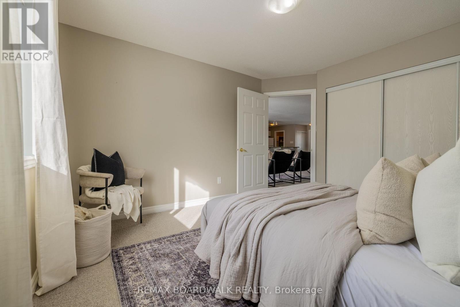 206 Oak Leaf Private, Ottawa, Ontario  K0A 2Z0 - Photo 15 - X12738510