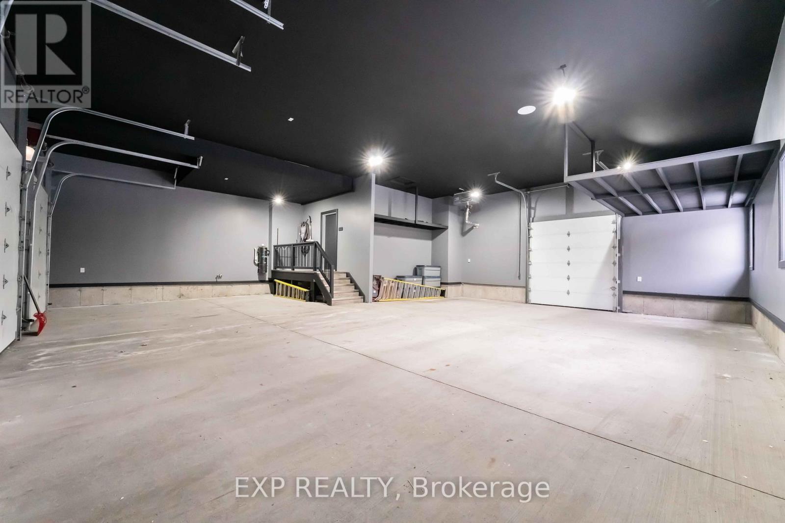 1961 Cedarlakes Way, Ottawa, Ontario  K4P 1P2 - Photo 45 - X12738824