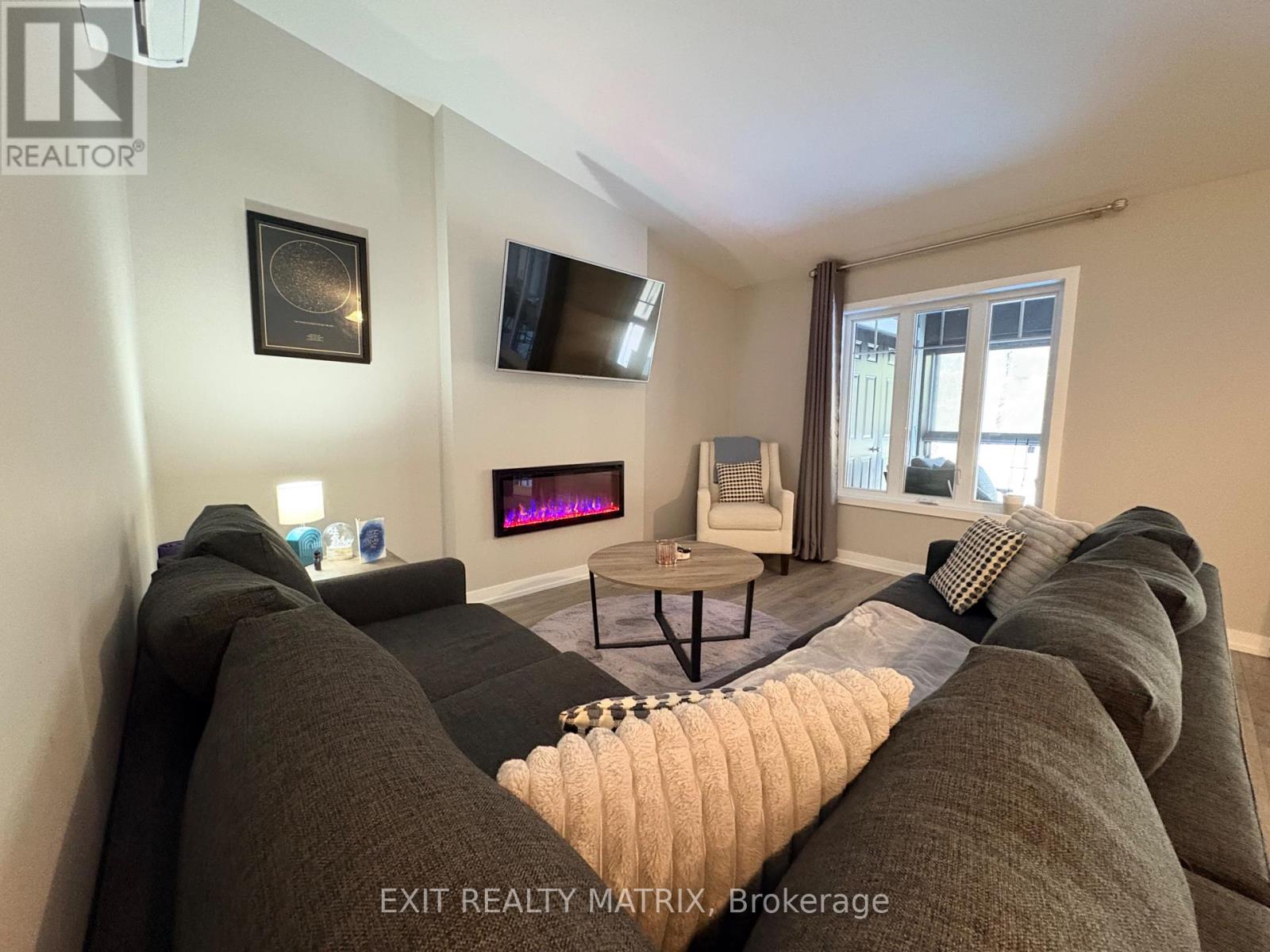 207 - 83 St Moritz Trail, Russell, Ontario  K0A 1W0 - Photo 12 - X12741482