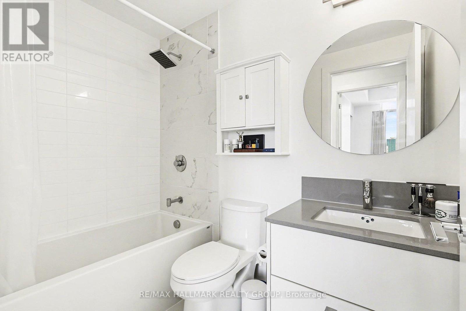 1412 - 255 Bay Street N, Ottawa, Ontario  K1R 0C5 - Photo 7 - X12741700