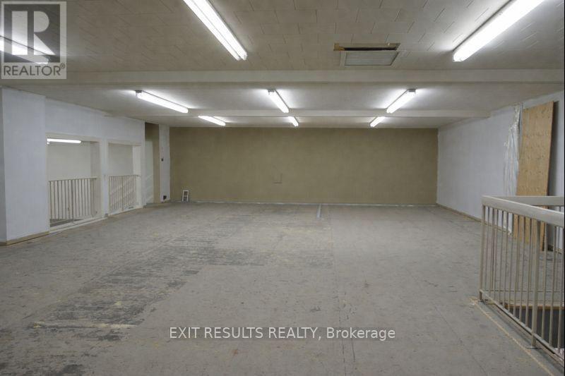 1027 Notre Dame Street, Russell, Ontario  K0A 1W0 - Photo 5 - X12742052