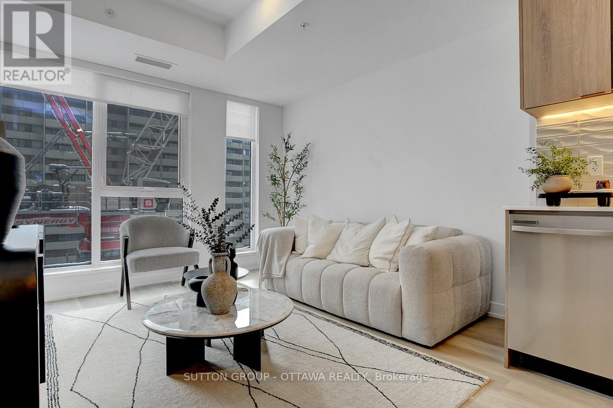 1402 - 400 Albert Street, Ottawa, Ontario  K1N 0G6 - Photo 18 - X12742134