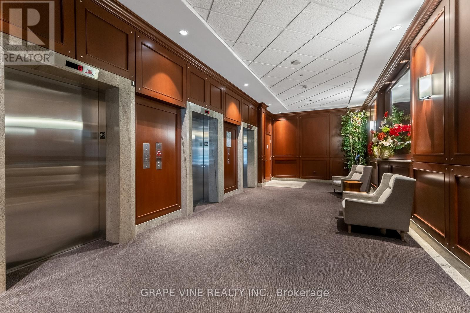 304 - 234 Rideau Street, Ottawa, Ontario  K1N 0A9 - Photo 5 - X12743236