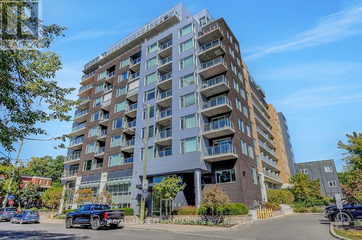 413 - 7 Marquette Avenue, Ottawa, Ontario  K1L 8A7 - Photo 1 - X12744234