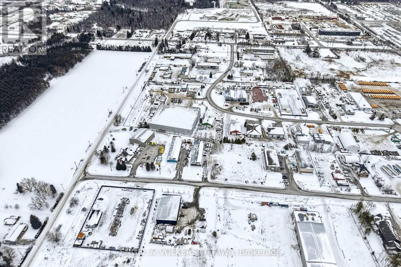 162 Wescar Lane, Ottawa, Ontario  K0A 1L0 - Photo 37 - X12752868