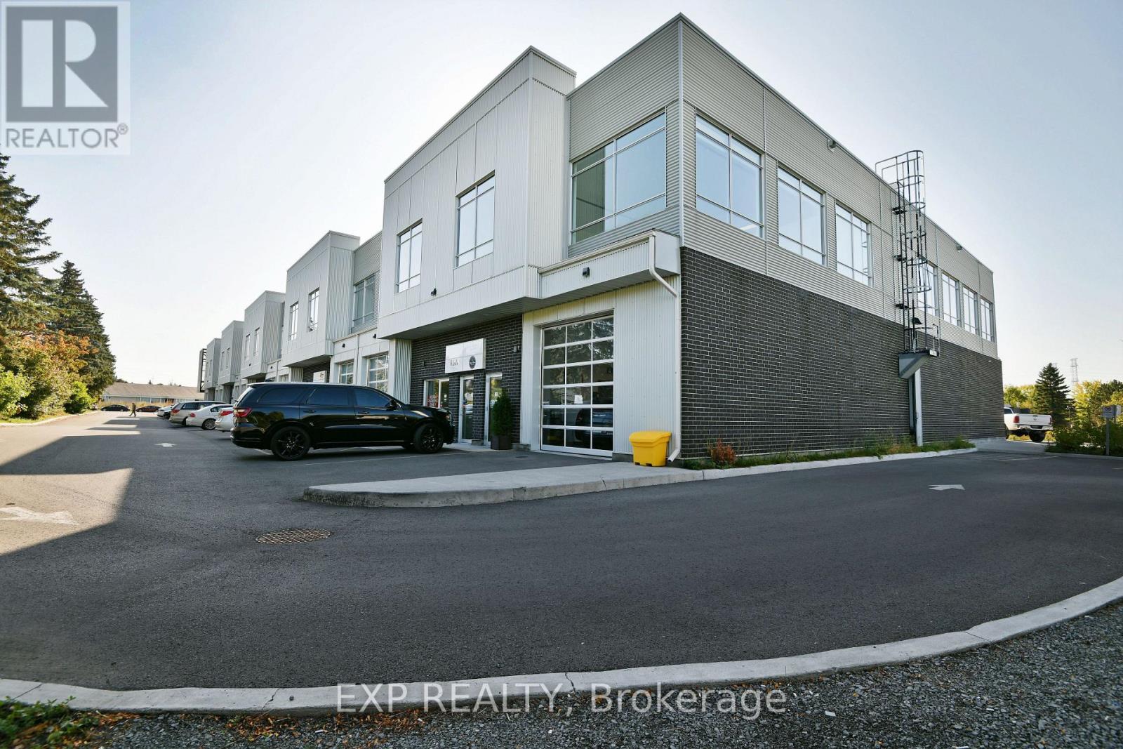 114 - 65 Denzil Doyle Court, Ottawa, Ontario  K2M 2G8 - Photo 1 - X12767416
