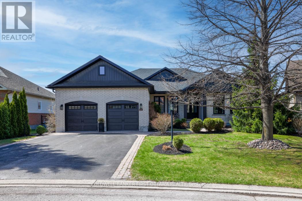 179 Glenncastle Drive, Ottawa, Ontario  K0A 1L0 - Photo 1 - X12778546