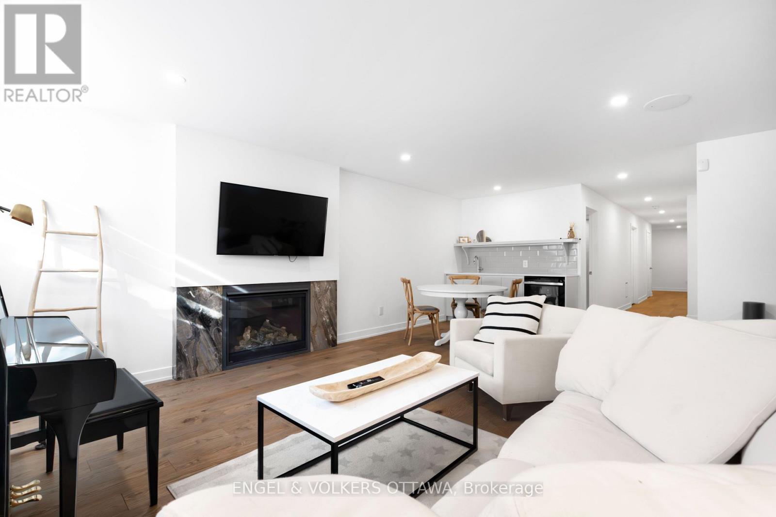 508 Roosevelt Avenue, Ottawa, Ontario  K2A 1Z8 - Photo 38 - X12779576