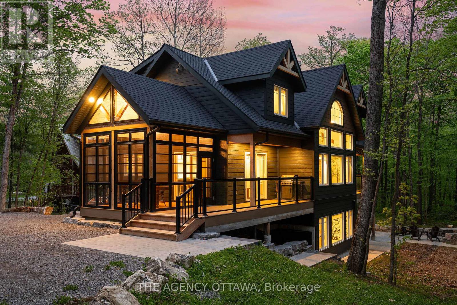 36 Crestview Drive, Greater Madawaska, Ontario  K0J 1H0 - Photo 1 - X12788536