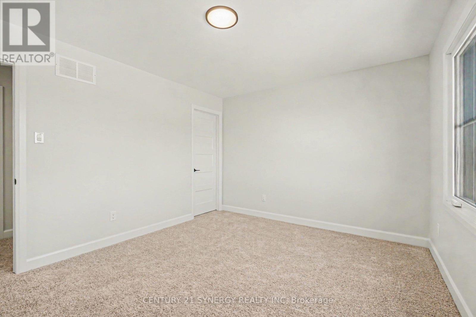 68 Helen Street, North Stormont, Ontario  K0A 1R0 - Photo 30 - X12791252