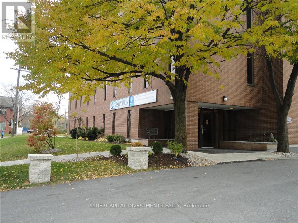 501 Furnished - 1376 Bank Street, Ottawa, Ontario  K1H 7Y3 - Photo 1 - X12791926