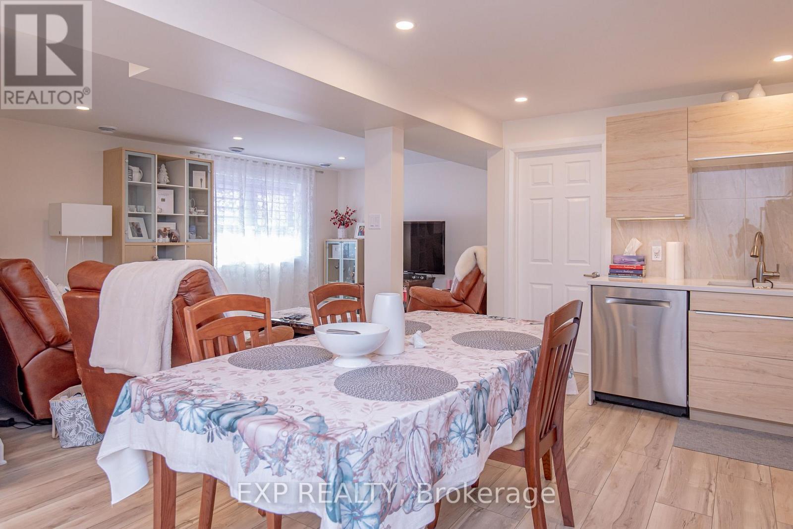 1473 Rosebella Avenue W, Ottawa, Ontario  K1T 1E5 - Photo 37 - X12793840