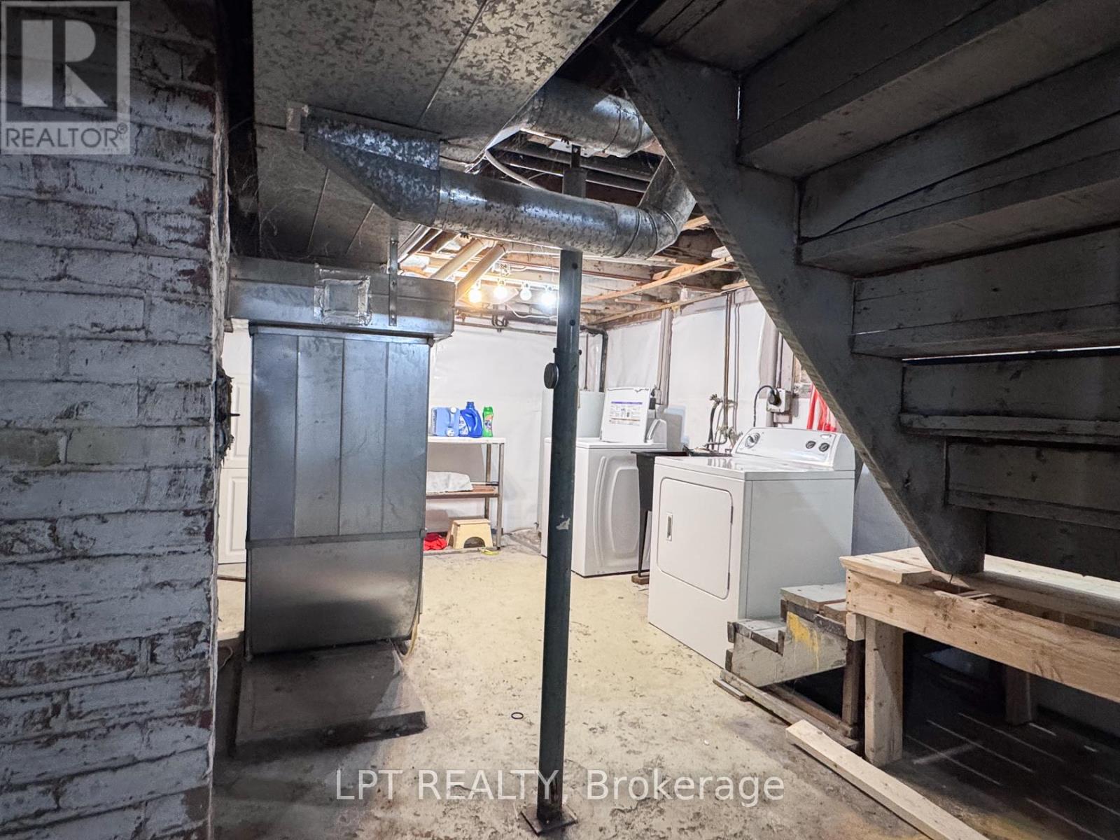 412 Montreal Road, Ottawa, Ontario  K1K 0V4 - Photo 22 - X12796486
