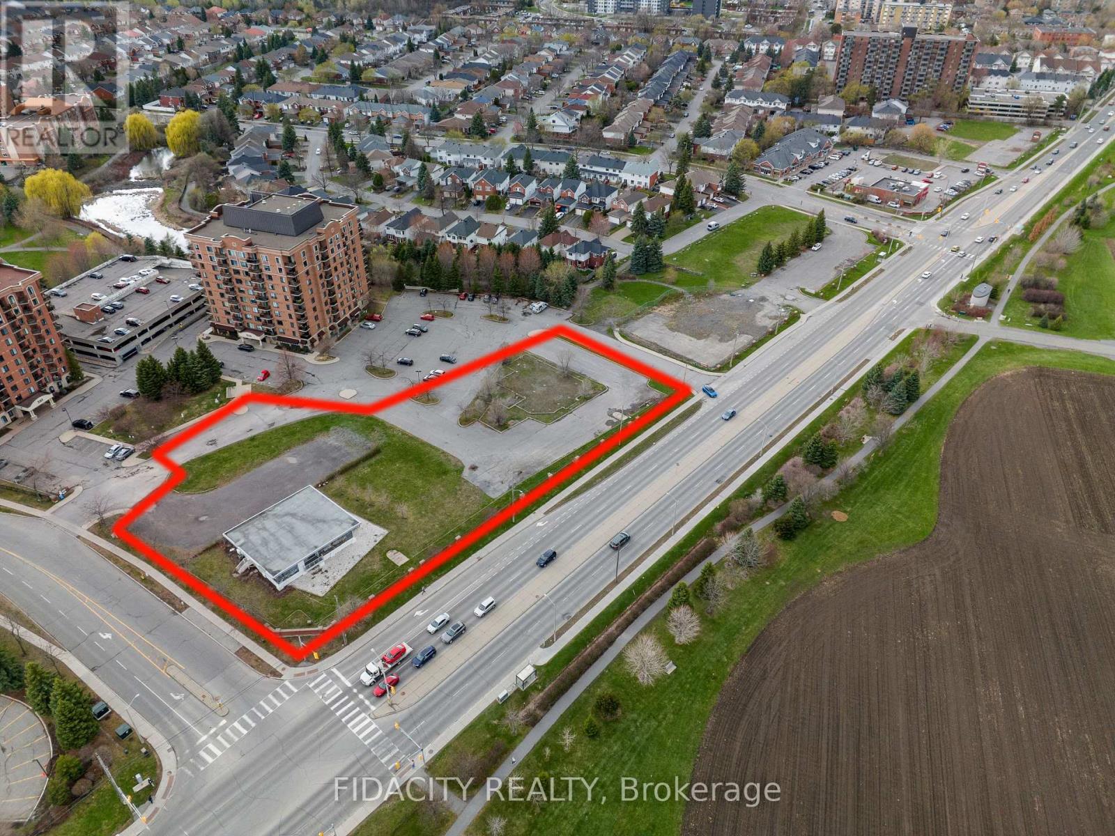 300 Central Park Drive, Ottawa, Ontario  K2E 1A9 - Photo 1 - X12814324