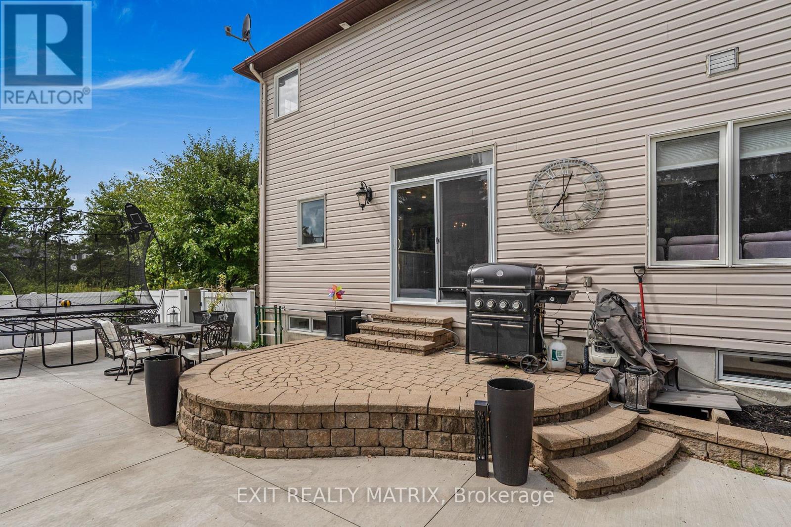 116 Lamadeleine Boulevard, Russell, Ontario  K0A 1W1 - Photo 44 - X12817092