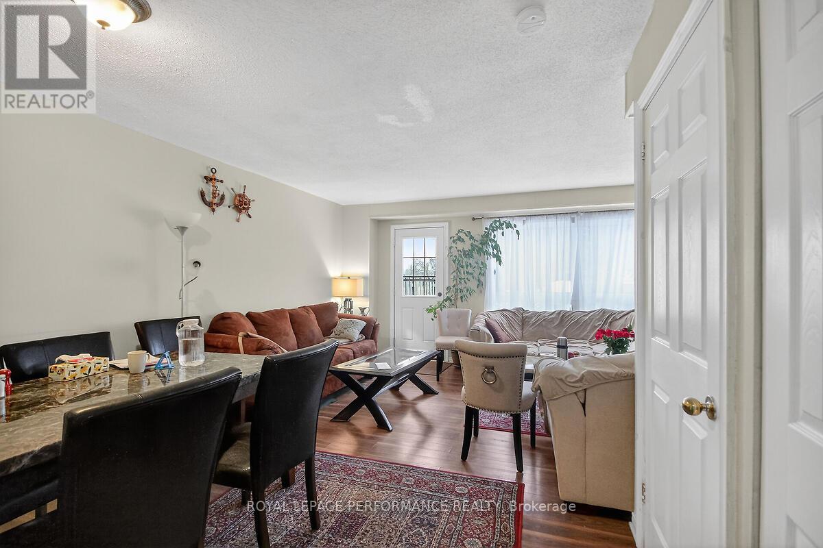 9 - 3064 Olympic Way, Ottawa, Ontario  K1T 1Y6 - Photo 6 - X12817352